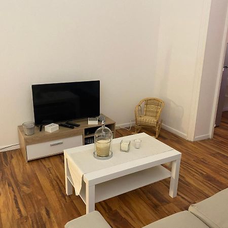 Charmant Deux Pieces A Coudekerque-Branche Apartment Exterior photo